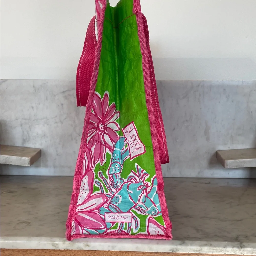 LILLY PULITZER Shore do love shopping Pink and Green Floral Market Eco Tote